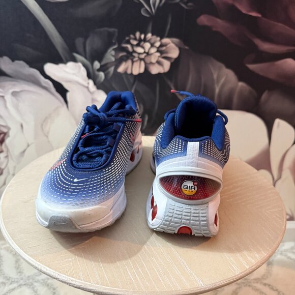 Nike Air Max Tailwind IV USA Edition Size 8 Sneakers - Picture 4 of 4